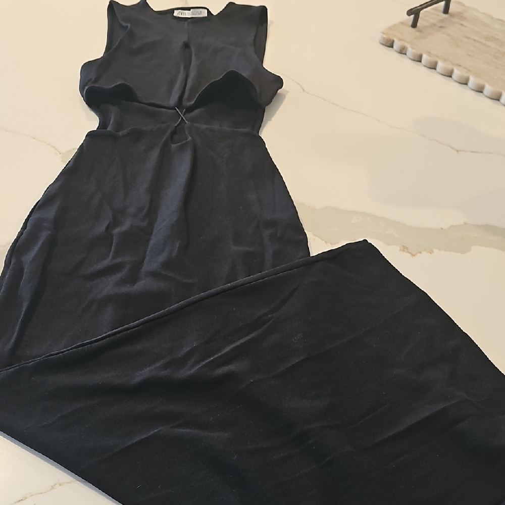 Zara Classic Black Top